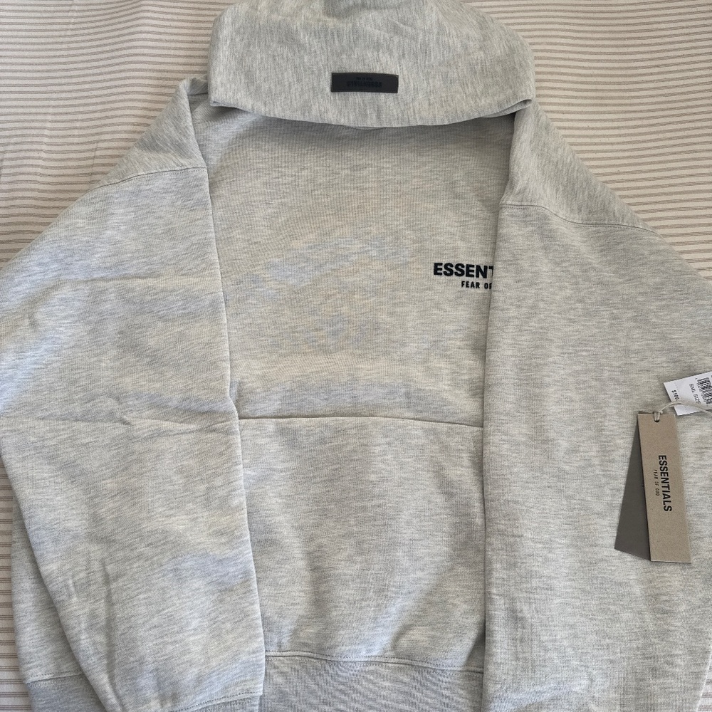 NWT Essentials Fear Of God Men's Sz Sm Light Oatmeal Hoodie, Pocket, Money